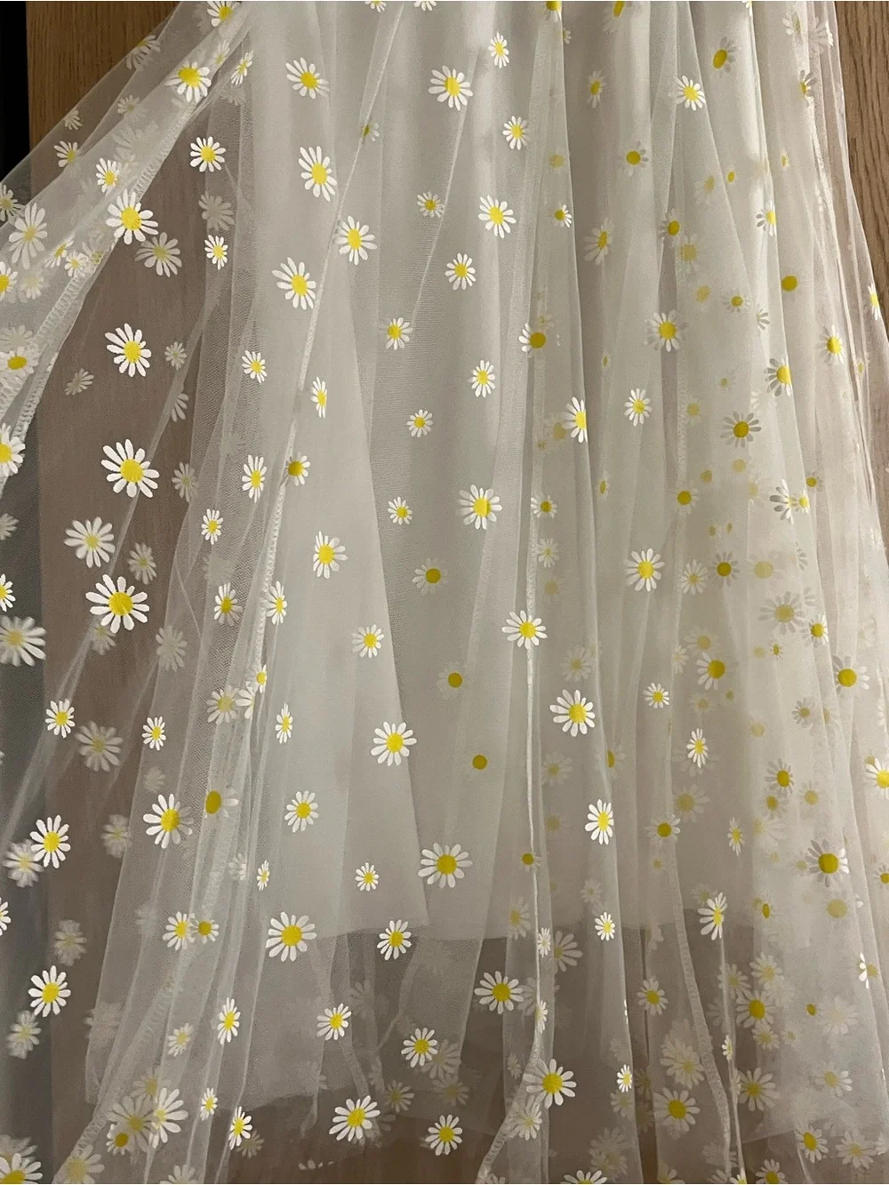 Taba sheer white